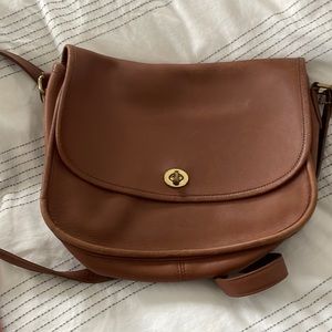 Vintage coach leather crossbody